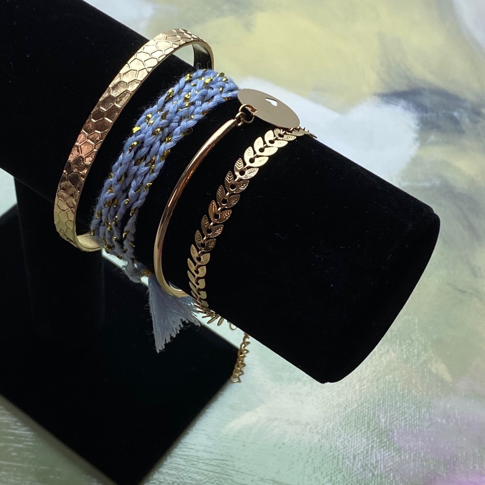 4 Pcs Retro Luxury Bracelet Set